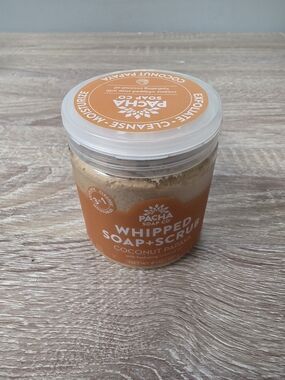 Pacha Soap Hydrating Whipped Soap & Scrub 8oz Exfoliater Coconut Papaya